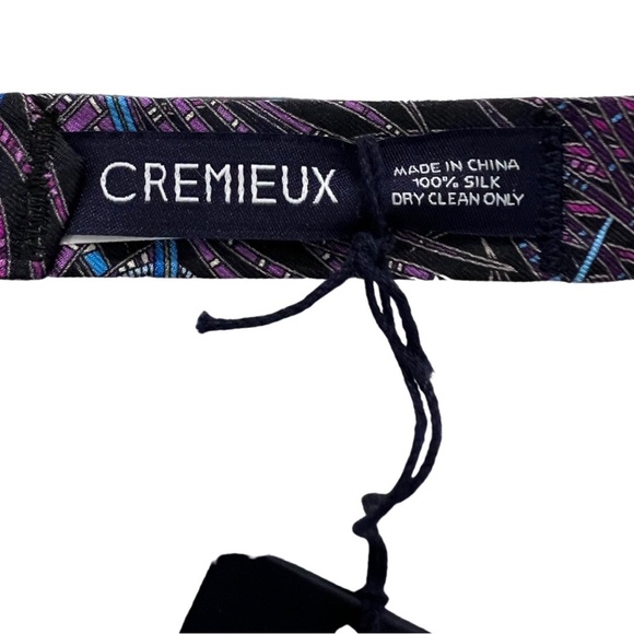 NWT $39.50 Cremieux 100% Silk Men’s Bow Tie - Picture 5 of 5